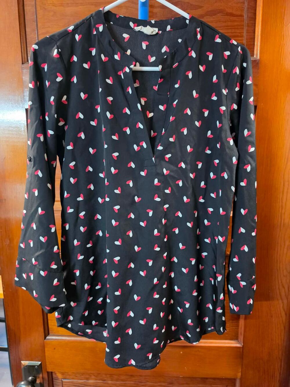 Maison Jules Women’s Small Black Heart Print Blouse Long Sleeve V Neck